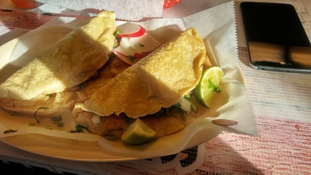 Birriería y Taquería El Arandas | restaurant | 2025 W 47th St, Chicago, IL 60609, USA | 8724445690 OR +1 872-444-5690