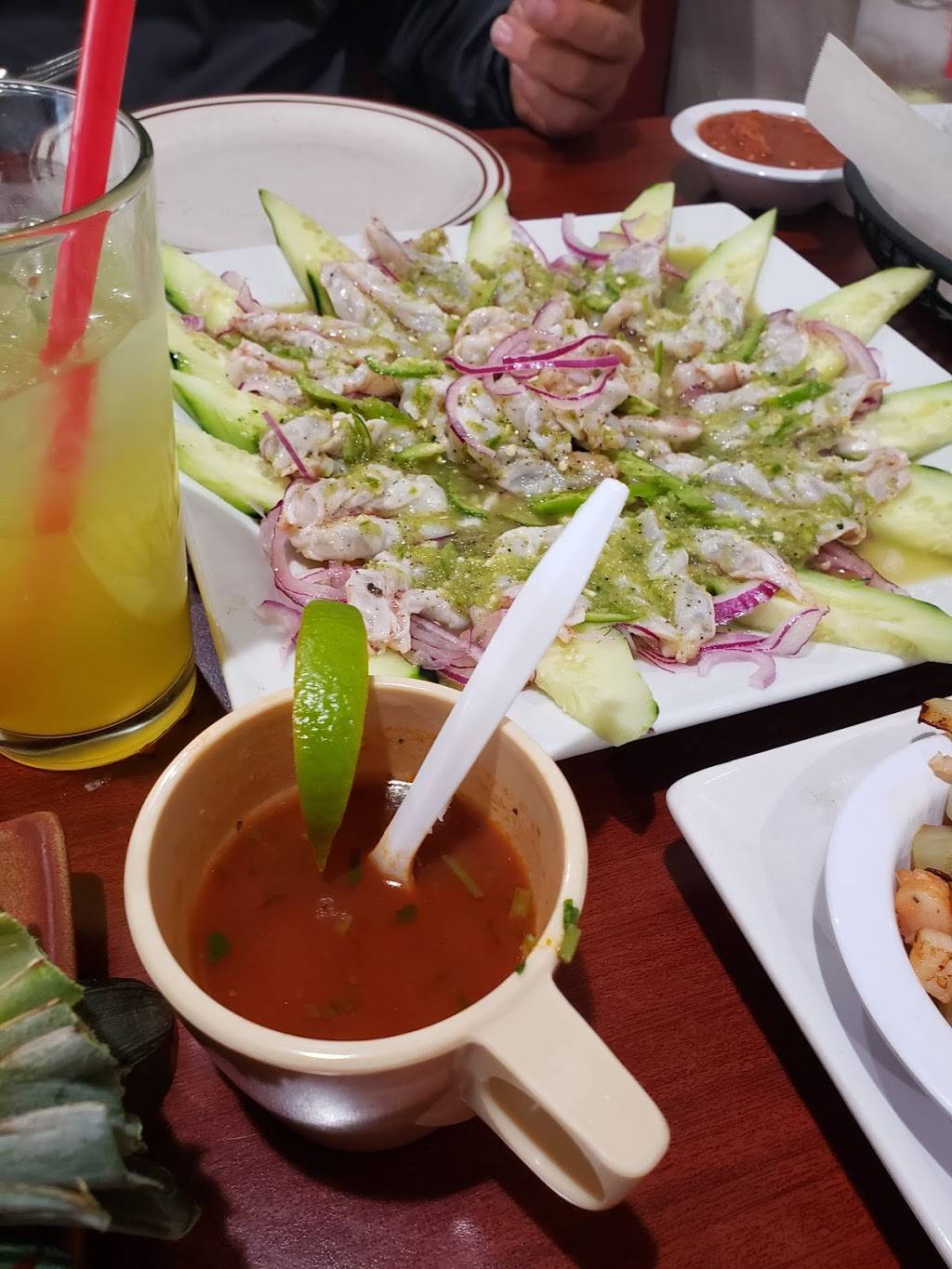 Mariscos cangrejo nice | restaurant | 14137 Imperial Hwy, La Mirada, CA 90638, USA | 5623480053 OR +1 562-348-0053
