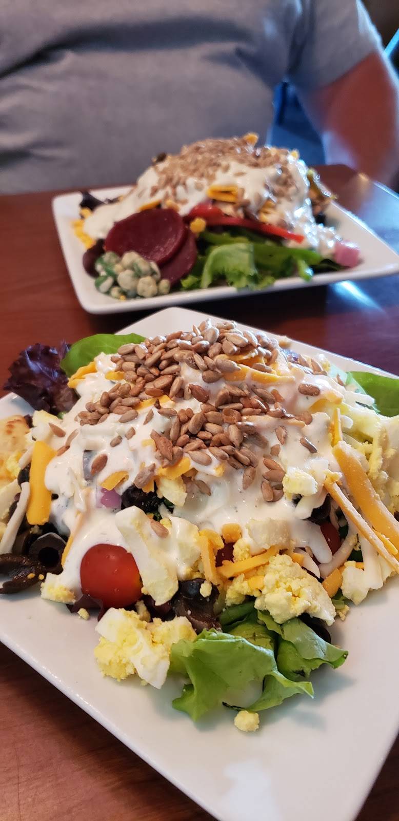 Ruby Tuesday | restaurant | 580 Al Henderson Blvd, Savannah, GA 31419, USA | 9129200128 OR +1 912-920-0128