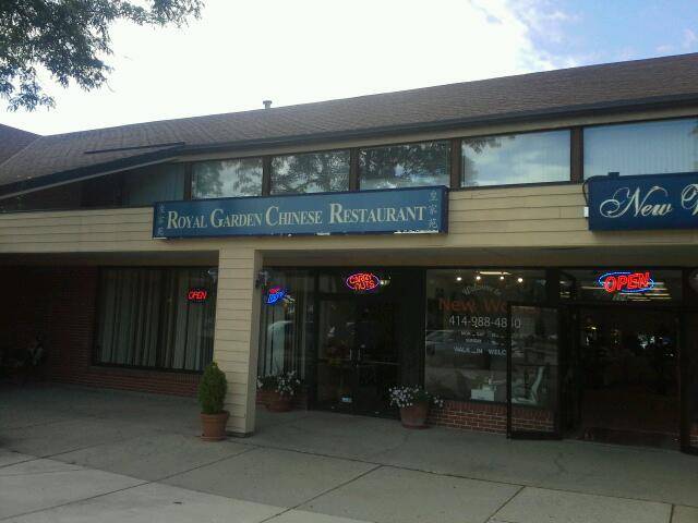 Royal Garden Restaurant | restaurant | 206 W Silver Spring Dr, Glendale, WI 53217, USA | 4149060998 OR +1 414-906-0998