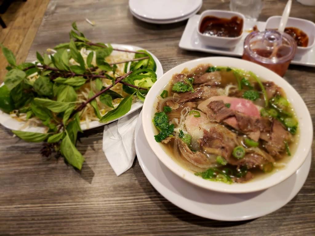 PHO 7 COW | restaurant | 1025 Highland Ave, National City, CA 91950, USA | 6195121549 OR +1 619-512-1549
