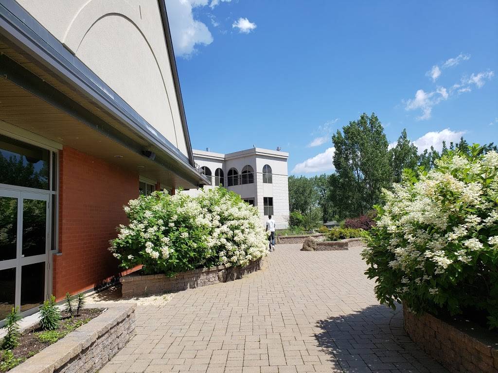 Plaza Rive-Sud | restaurant | 500 Ave du Golf, La Prairie, QC J5R, Canada | 5148775525 OR +1 514-877-5525