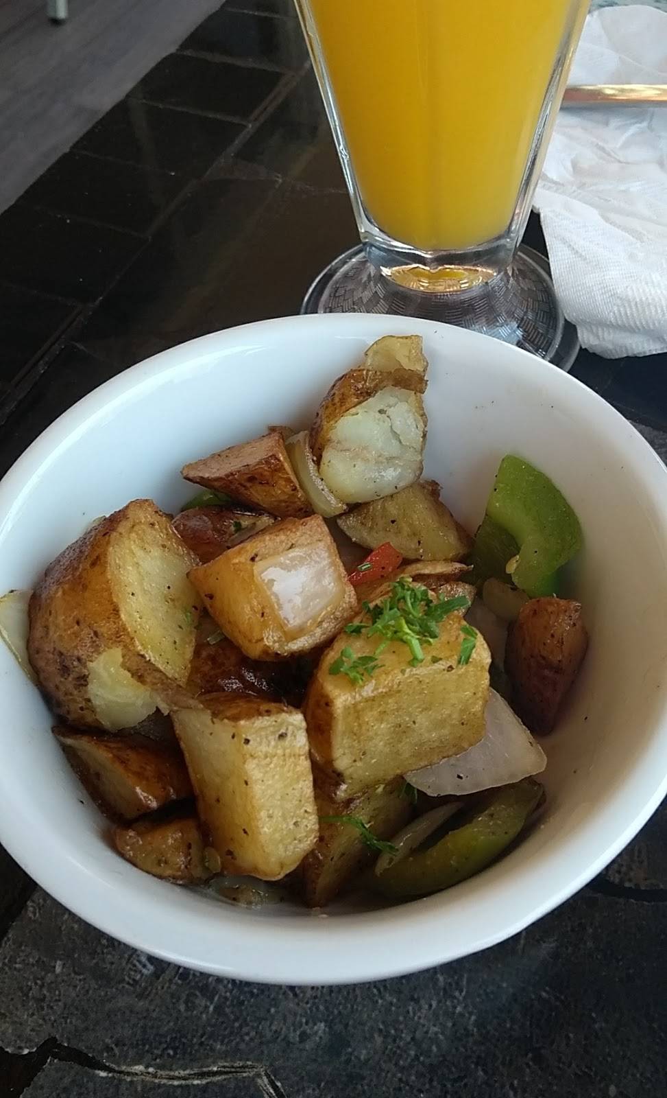 Fat Cat Pancake House Rosarito | bakery | Carr. Transpeninsular 235, Playa Encantada, 22713 Rosarito, B.C., Mexico | 016611201134 OR +52 661 120 1134