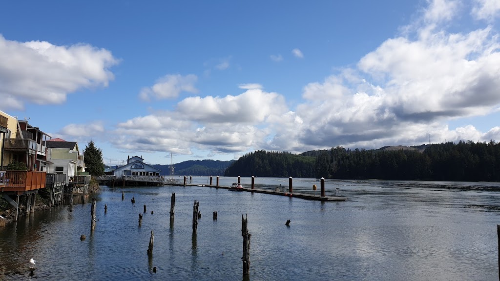 Bay Street Grille | restaurant | 1341 Bay St, Florence, OR 97439, USA | 5419029033 OR +1 541-902-9033