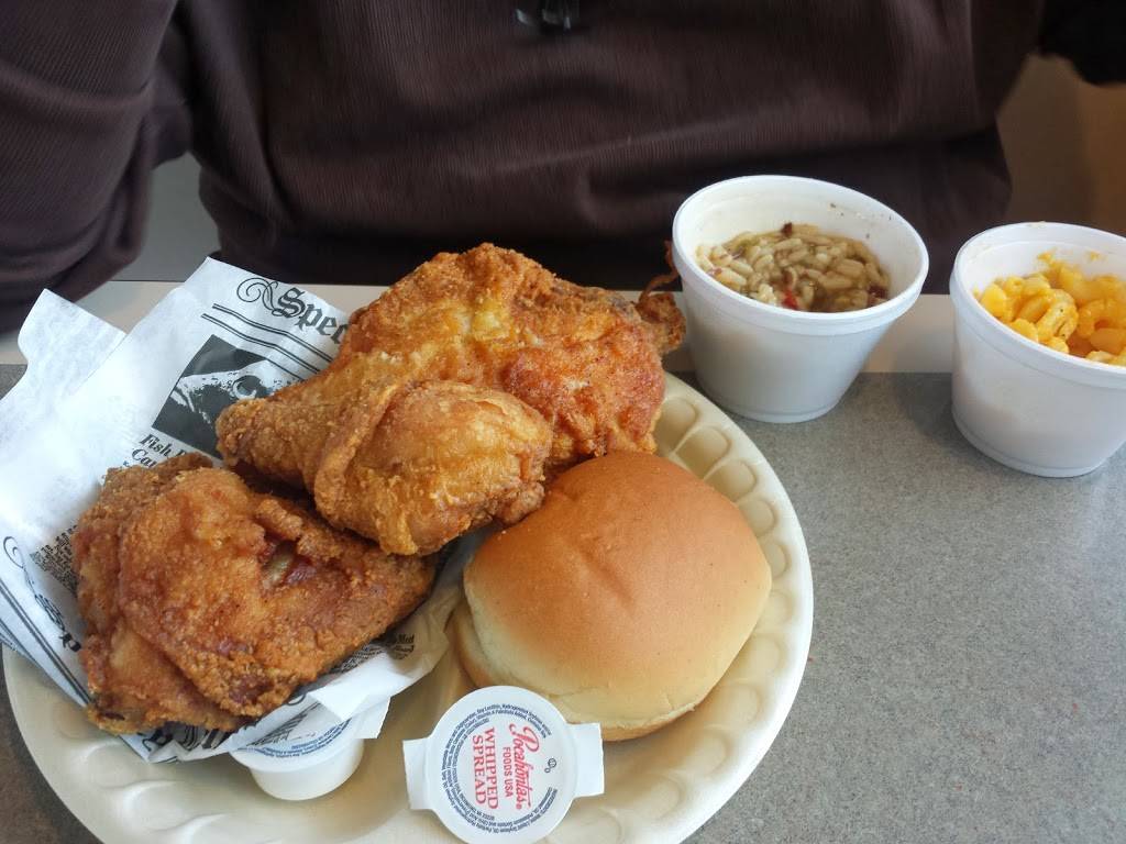 Chicken Coop Inc | restaurant | 712 S Main St, Watervliet, MI 49098, USA | 2694634848 OR +1 269-463-4848