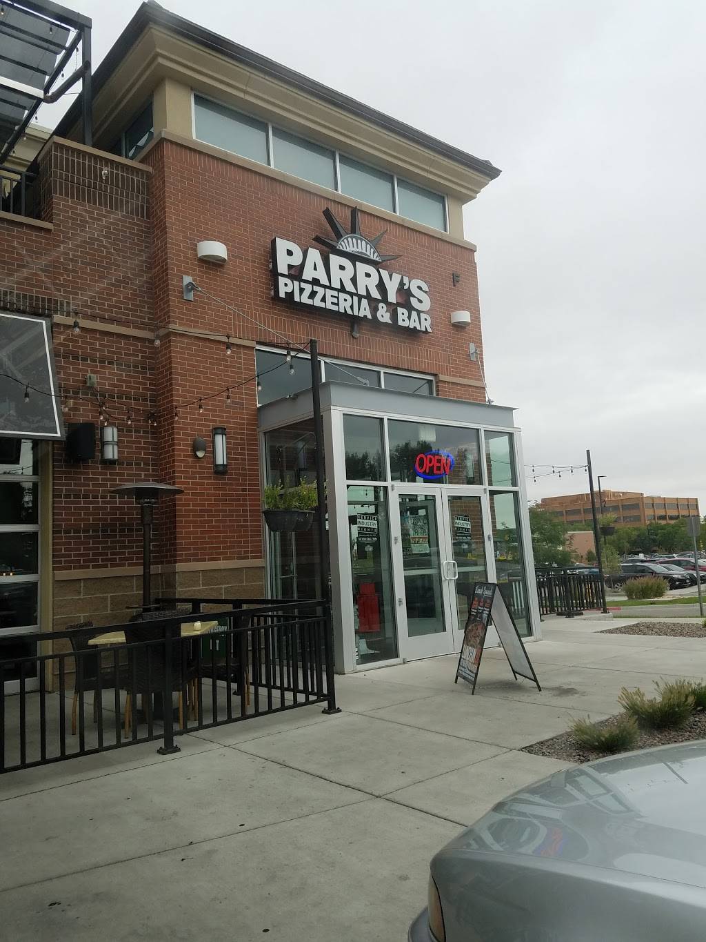 Parrys Pizzeria & Bar | restaurant | 100 E 120th Ave, Northglenn, CO 80233, USA | 3034511313 OR +1 303-451-1313