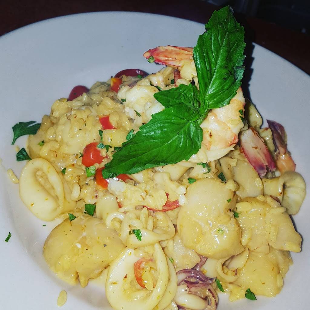 Woodrow Diner | restaurant | 1718, 655 Rossville Ave, Staten Island, NY 10309, USA | 7189847373 OR +1 718-984-7373