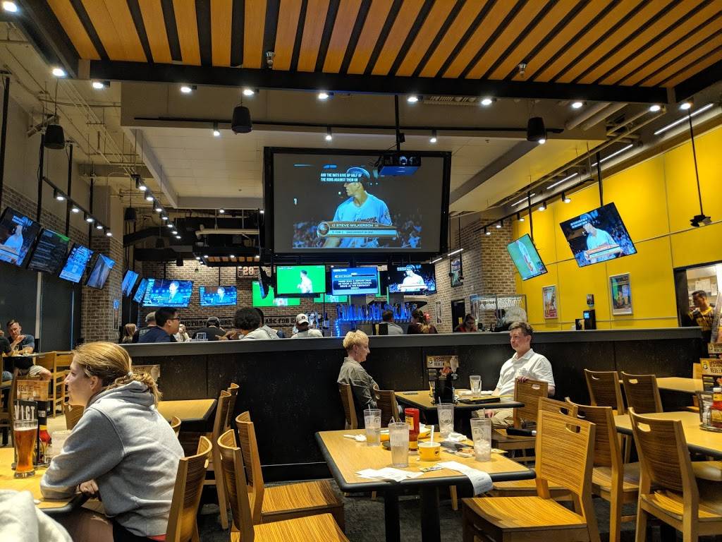 Buffalo Wild Wings | restaurant | 5275 Leesburg Pike B, Baileys Crossroads, VA 22041, USA | 7038201765 OR +1 703-820-1765