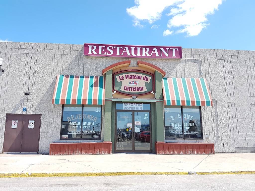 Le Restaurant Du Carrefour | restaurant | 505 Avenue Béthany, Lachute, QC J8H 4A6, Canada | 4504093229 OR +1 450-409-3229