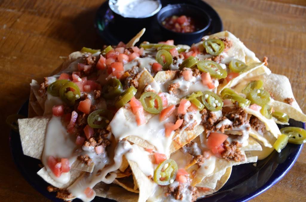 The Longest Yard | restaurant | 122 5th St, West Des Moines, IA 50265, USA | 5152741710 OR +1 515-274-1710