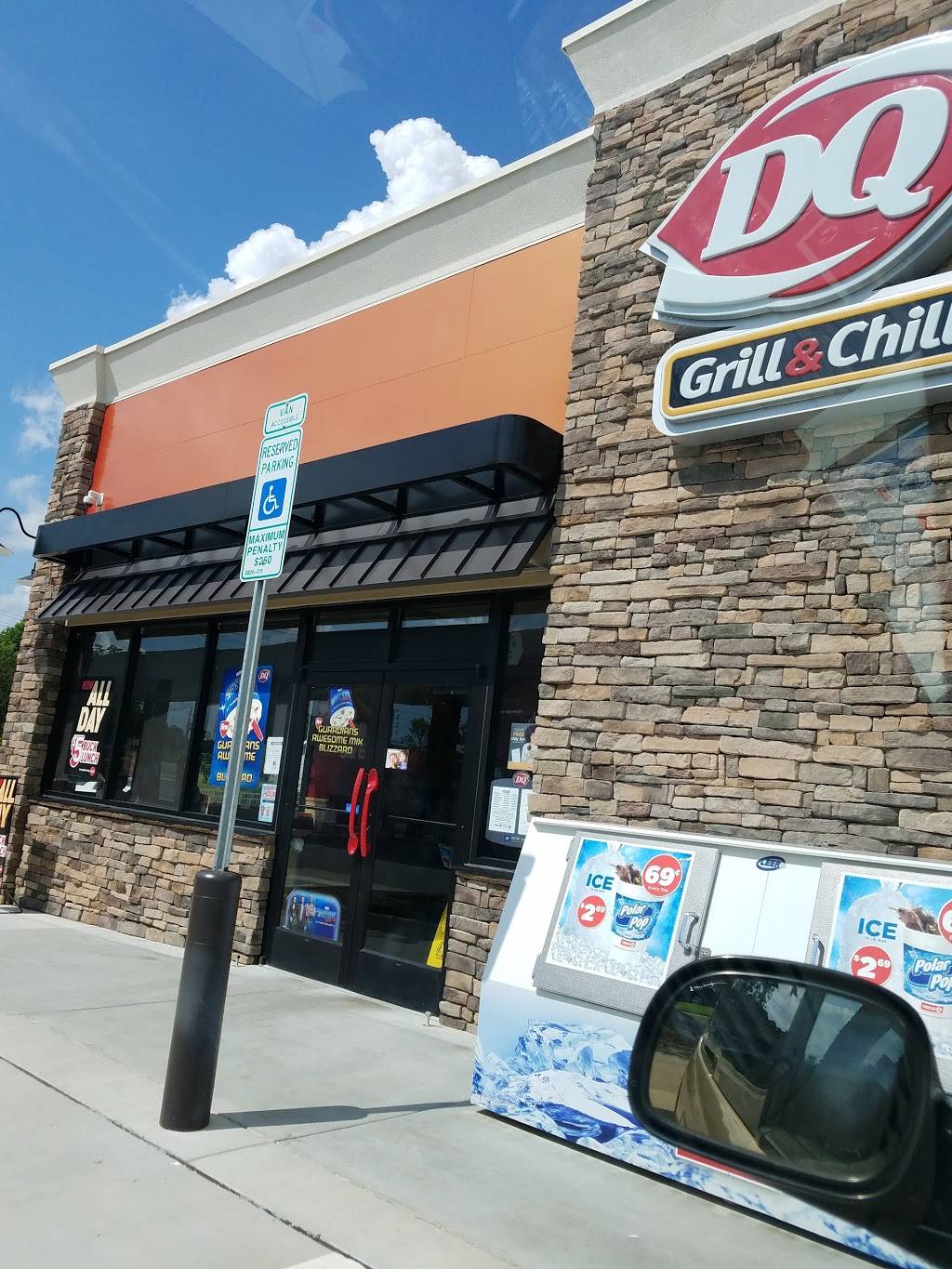 Dairy Queen Grill & Chill | restaurant | 2105 Ten-Ten Rd, Apex, NC 27539, USA | 9193873809 OR +1 919-387-3809