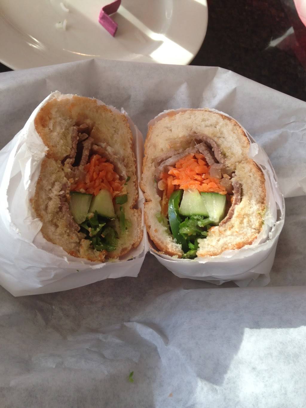 Bibos Cafe | restaurant | 6830 East Sam Houston Pkwy N, Houston, TX 77049, USA | 2814588866 OR +1 281-458-8866