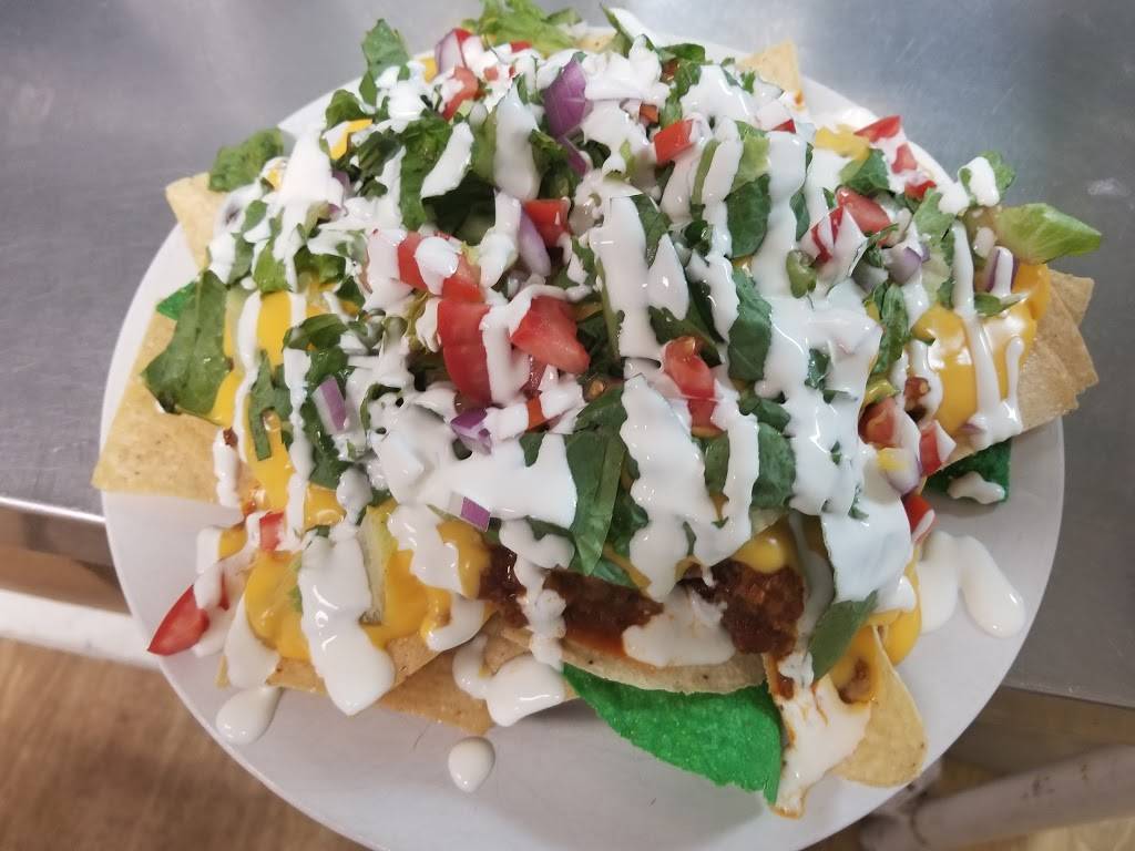 Crocadillos Bar and Grill | restaurant | 109 Fishermans Wharf, Fort Pierce, FL 34950, USA | 7724094495 OR +1 772-409-4495