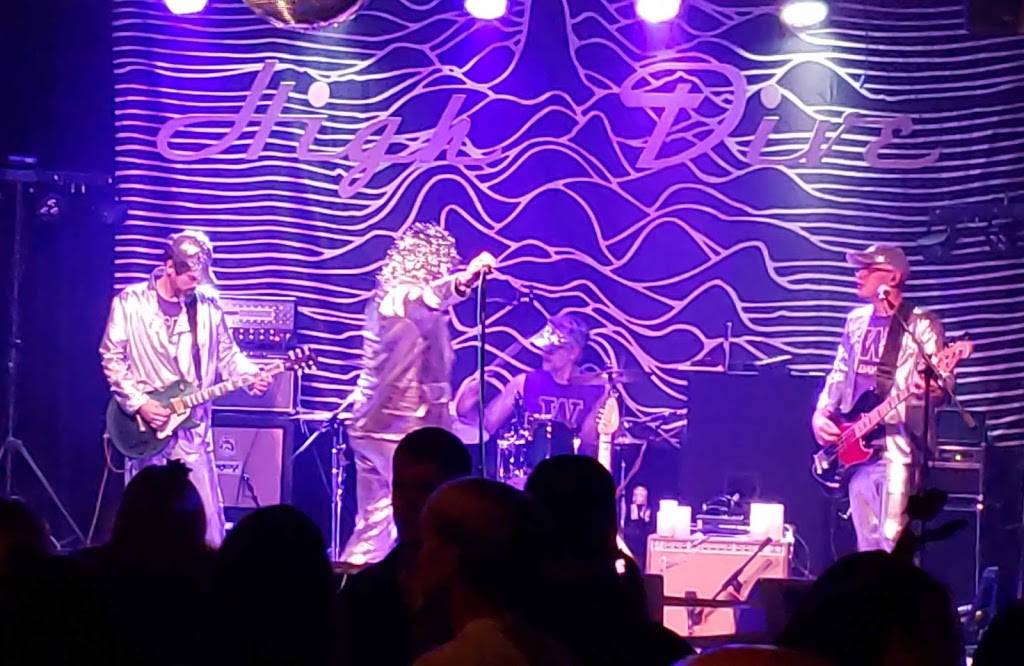 High Dive | restaurant | 513 N 36th St, Seattle, WA 98103, USA | 2066320212 OR +1 206-632-0212