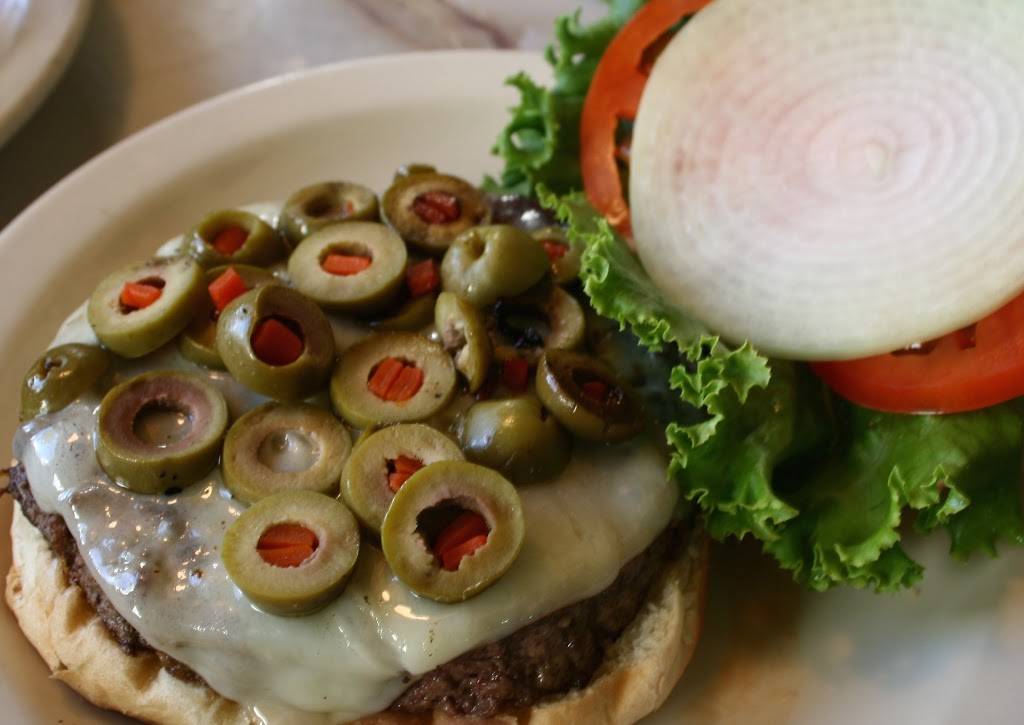 Sheehans On the Green | restaurant | 39450 Five Mile Road, Plymouth, MI 48170, USA | 7344200646 OR +1 734-420-0646