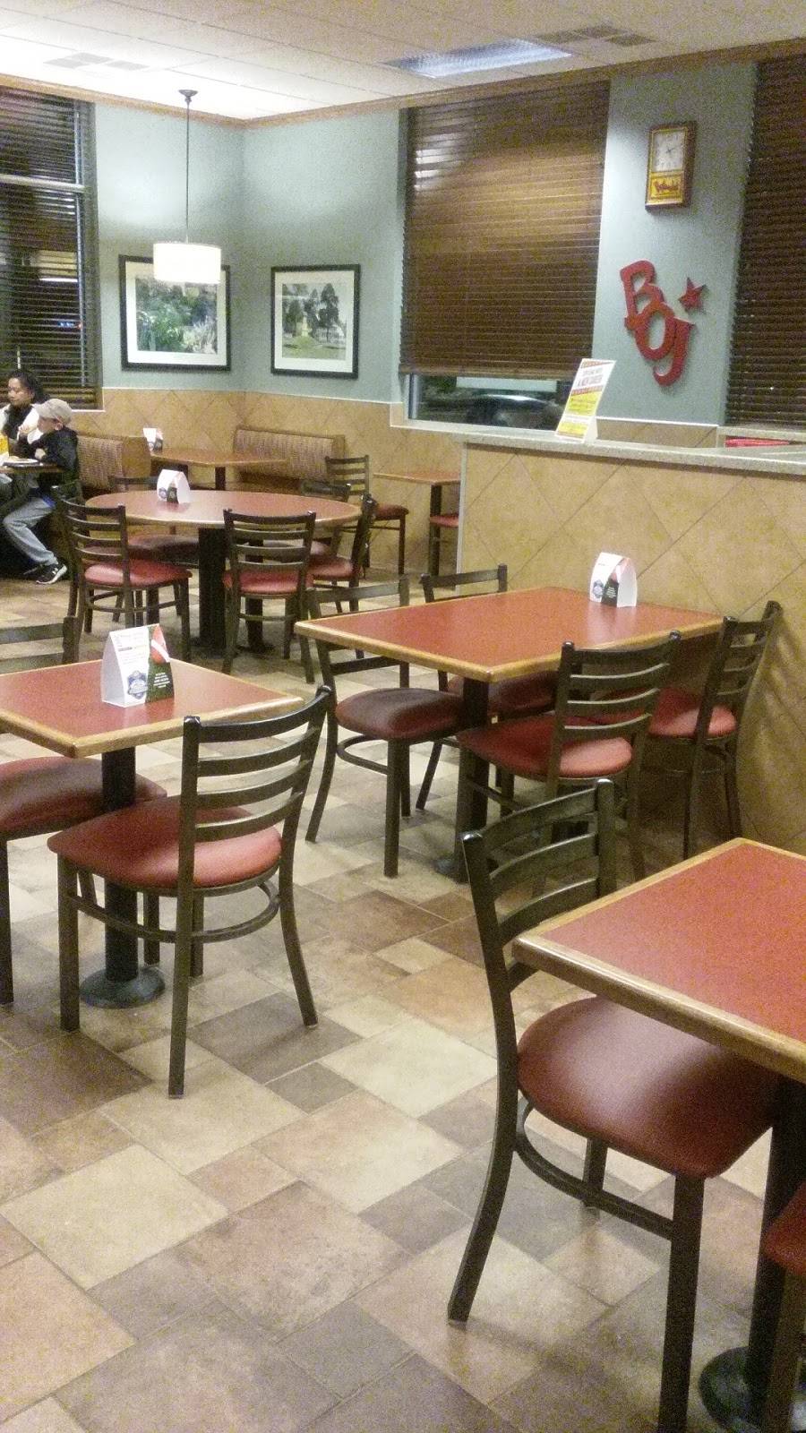 Bojangles Famous Chicken n Biscuits | restaurant | 1850 Stavemill Crossing Ln, Powhatan, VA 23139, USA | 8047941298 OR +1 804-794-1298