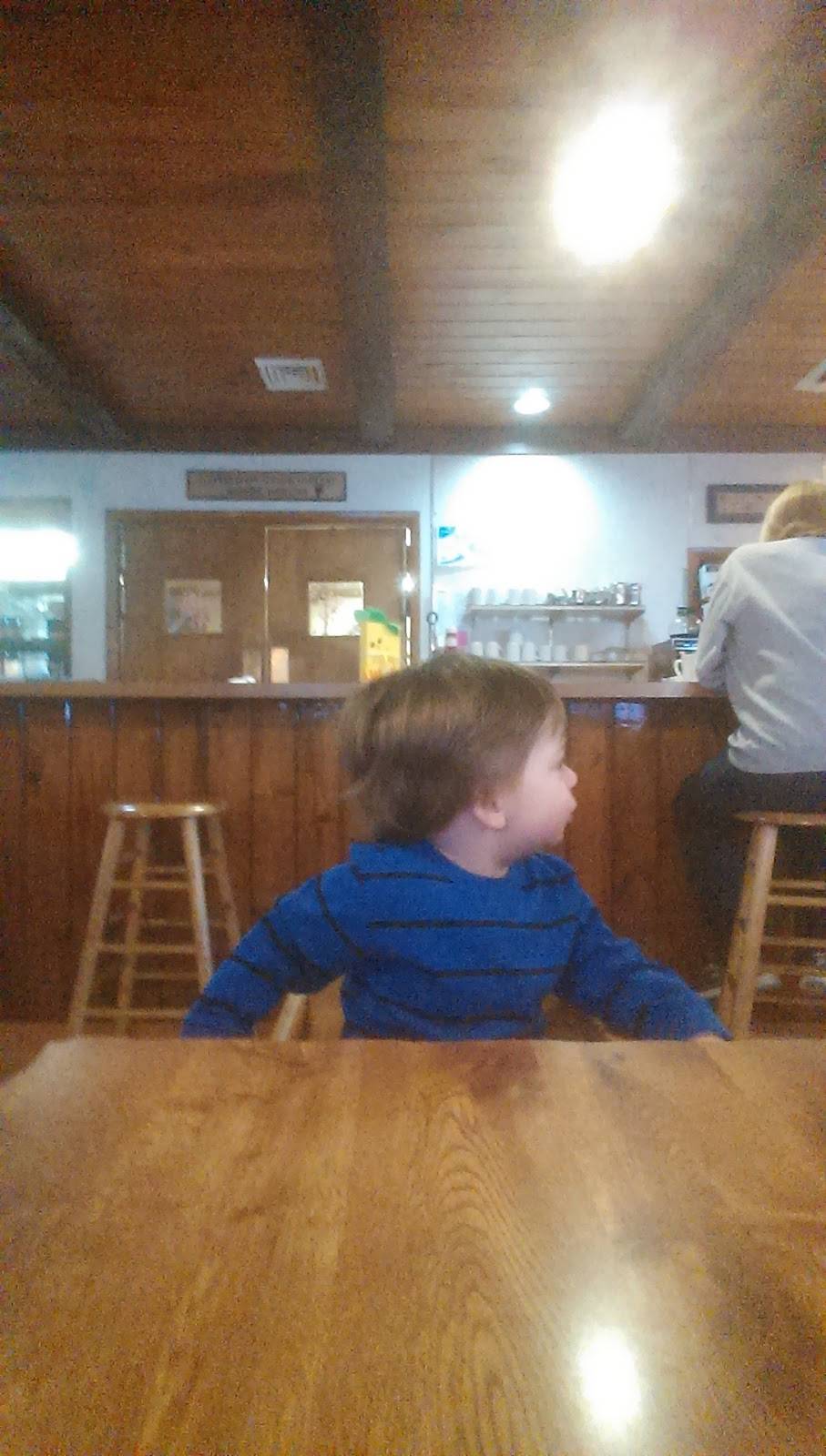 Happys Restaurant | restaurant | 3 Lizard Creek Rd, Andreas, PA 18211, USA | 5703864333 OR +1 570-386-4333