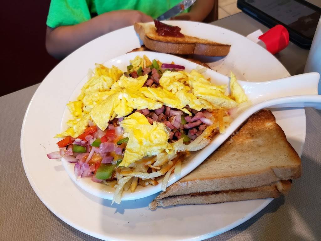 The Pub Bar & Grill at the Metropolis Resort | restaurant | 5150 Fairview Dr, Eau Claire, WI 54701, USA | 8554650250 OR +1 855-465-0250