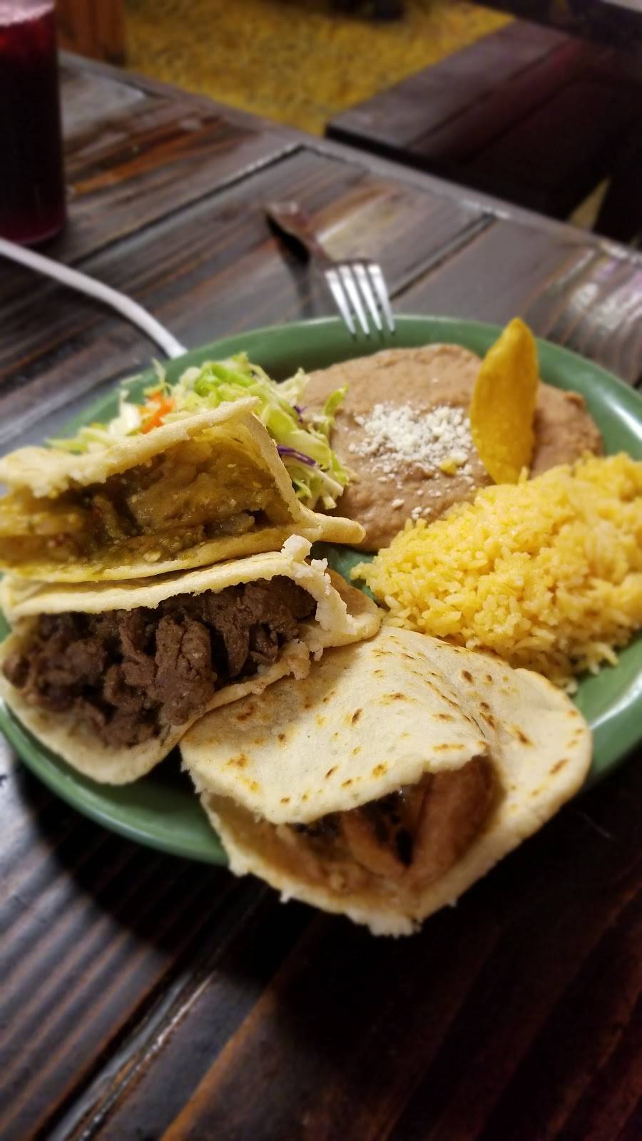 Las Gorditas/Los Pinguinos | restaurant | 840 N Decatur Blvd Suite G, Las Vegas, NV 89107, USA | 7029989720 OR +1 702-998-9720