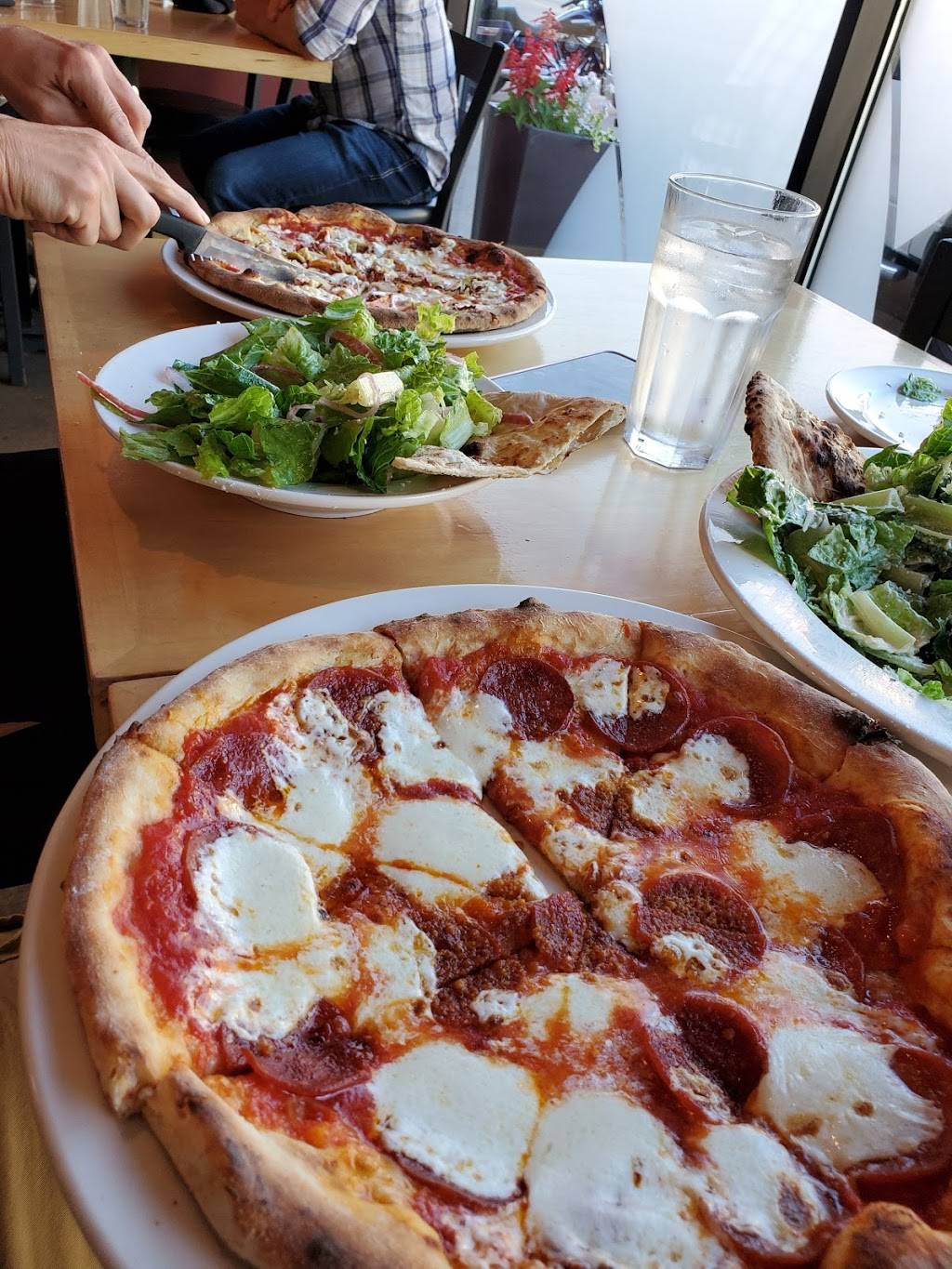 Bricks Neapolitan Pizza | restaurant | 407 2nd St #2, Hudson, WI 54016, USA | 7153777670 OR +1 715-377-7670