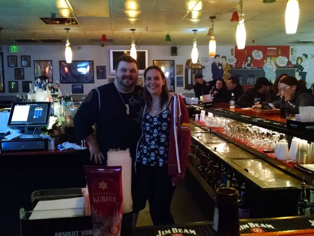 Alibis Bar and Grill | restaurant | 7935 Elizabeth Rd, Pasadena, MD 21122, USA | 4436377267 OR +1 443-637-7267