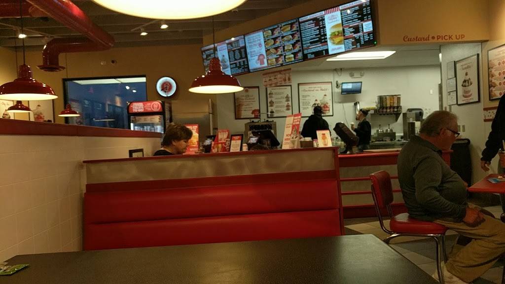 Freddys Frozen Custard & Steakburgers | restaurant | 6006 28th St SE, Grand Rapids, MI 49546, USA | 6165913354 OR +1 616-591-3354