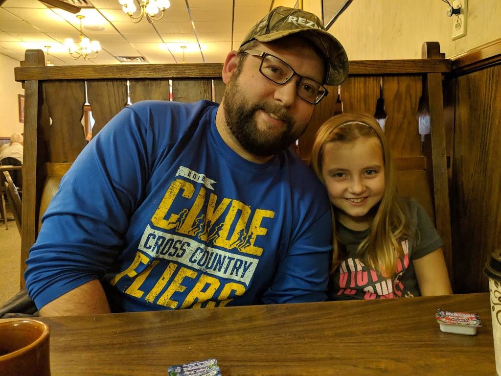 Jennys Amsden House Restaurant | restaurant | 116 E Main St, Bellevue, OH 44811, USA | 4194835650 OR +1 419-483-5650