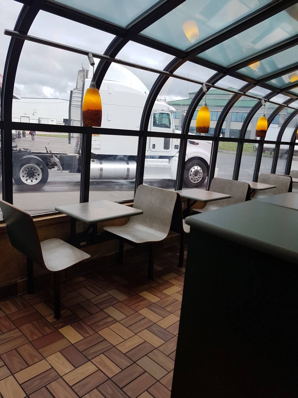 Pilot Travel Center | restaurant | 535 Waldron Rd, La Vergne, TN 37086, USA | 6157939856 OR +1 615-793-9856