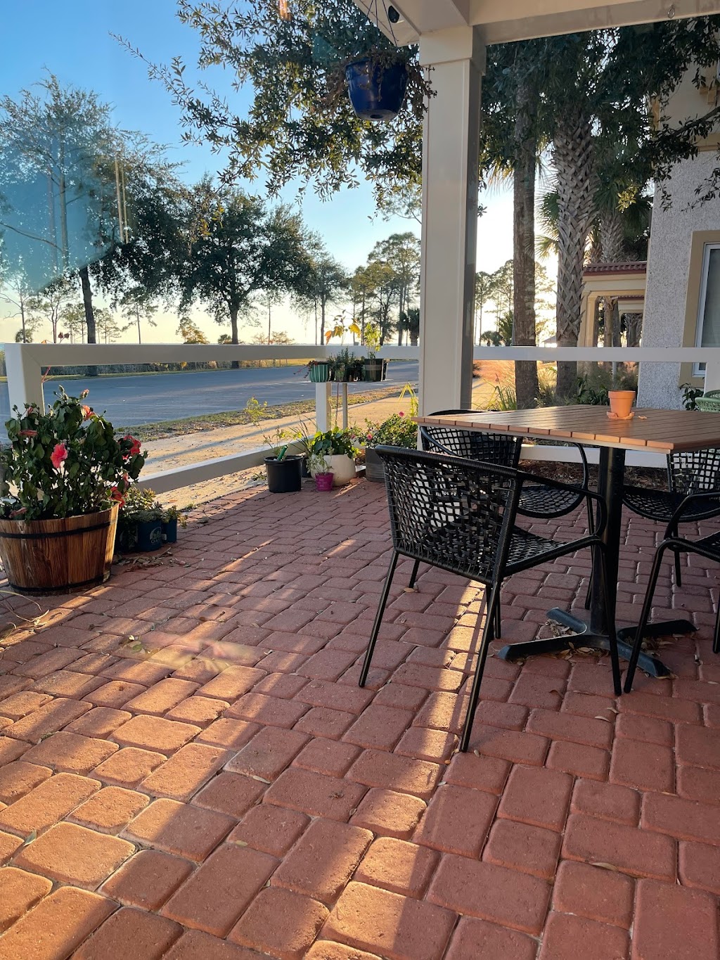 Keepers Bistro & Bar | restaurant | 114 Sailors Cove Dr, Port St Joe, FL 32456, USA | 8502279872 OR +1 850-227-9872