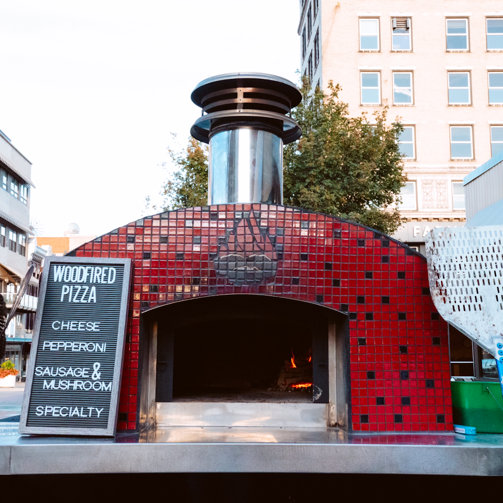 Coal Haus 337 | restaurant | 337 N Roosevelt Ave, Burlington, IA 52601, USA | 3197540064 OR +1 319-754-0064