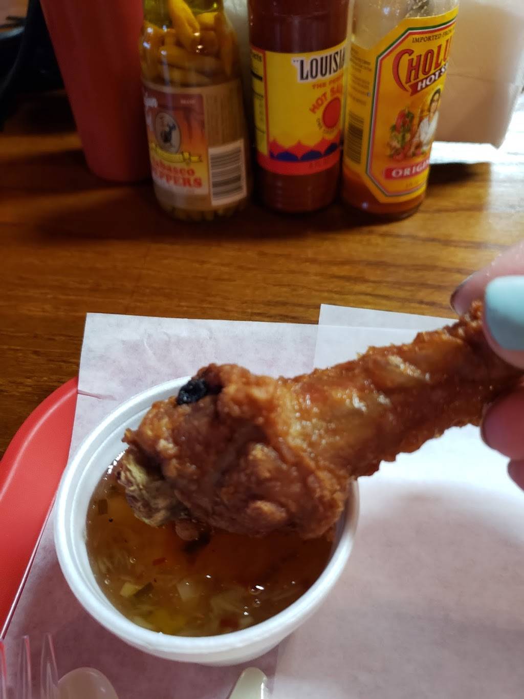 Twisted 6 BBQ & Country Eats | restaurant | 1621 S Main, Calvert, TX 77837, USA | 9793642227 OR +1 979-364-2227