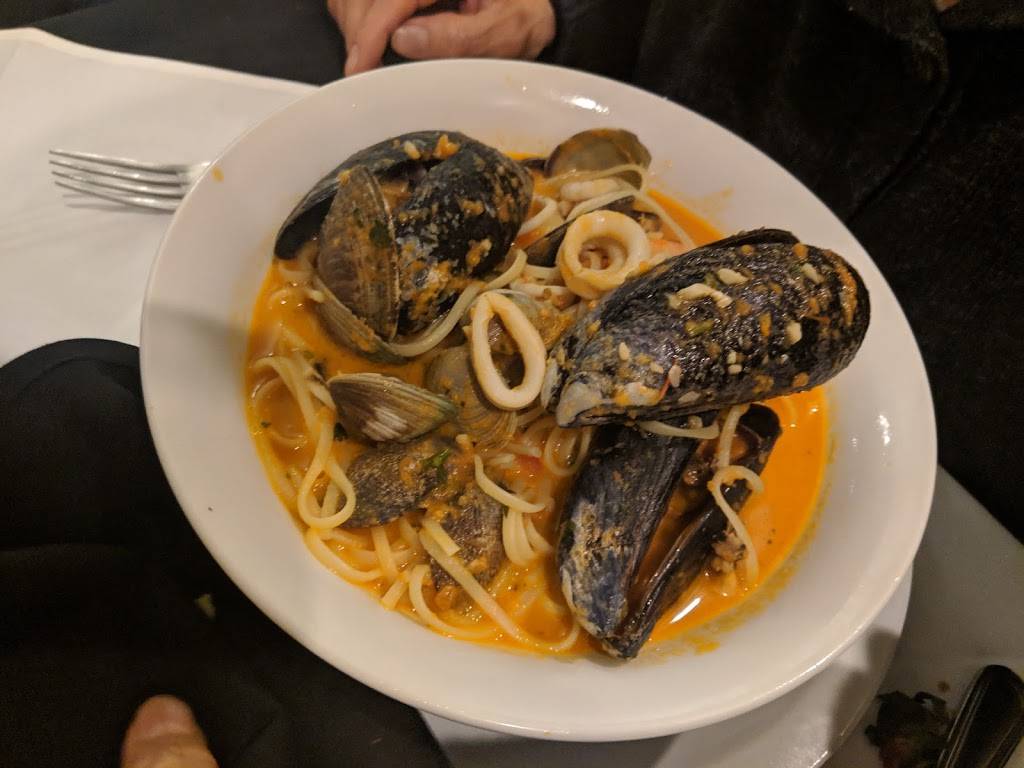 Ancora Cucina Italiana | restaurant | 19647 Ventura Blvd, Tarzana, CA 91356, USA | 8188818411 OR +1 818-881-8411