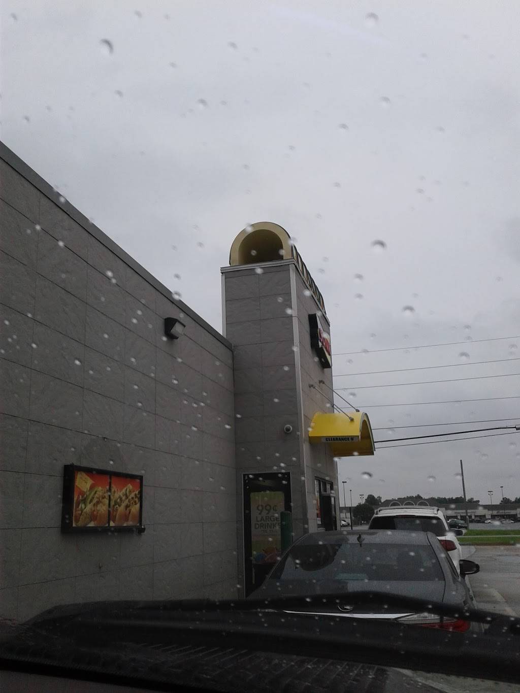 Sonic Drive-In | restaurant | 8130 E 91st St, Tulsa, OK 74133, USA | 9182505141 OR +1 918-250-5141