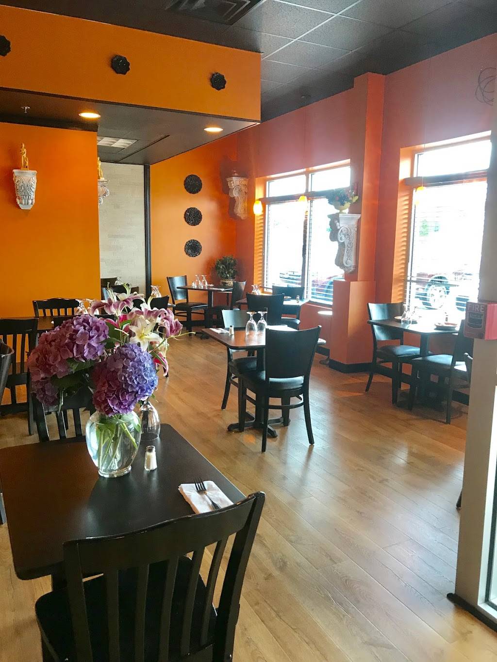 Thai Tamarind | restaurant | 2 Connector Rd, Westborough, MA 01581, USA | 5083296688 OR +1 508-329-6688