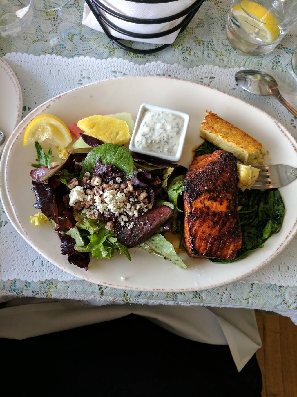 Café Sparrow | restaurant | 8042 Soquel Dr, Aptos, CA 95003, USA | 8316886238 OR +1 831-688-6238