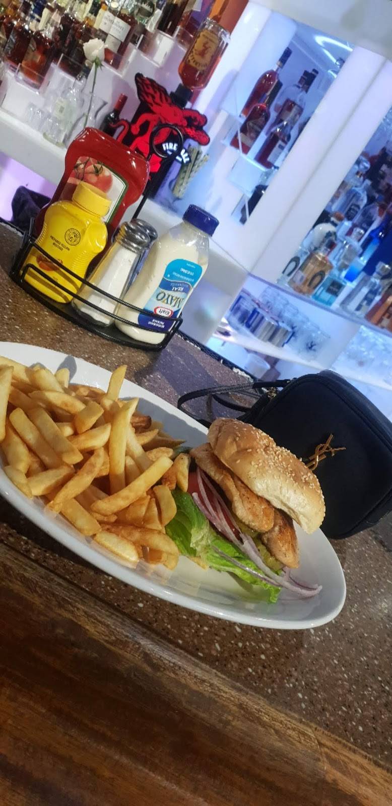 Juana | restaurant | 11606 City Hall Promenade, Miramar, FL 33025, USA | 9543999646 OR +1 954-399-9646