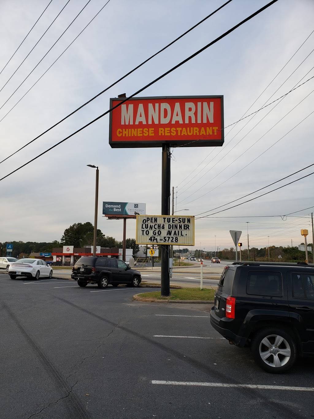 Mandarin Chinese Restaurant | restaurant | 3086 Riverside Dr #2512, Macon, GA 31210, USA | 4784775728 OR +1 478-477-5728