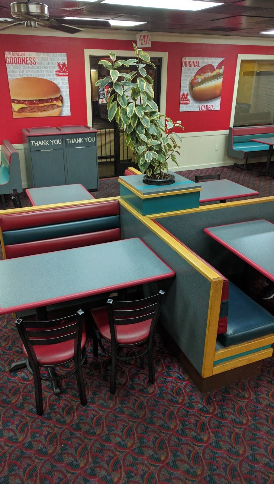 Wienerschnitzel | restaurant | 1365 Broadway, Placerville, CA 95667, USA | 5302958255 OR +1 530-295-8255