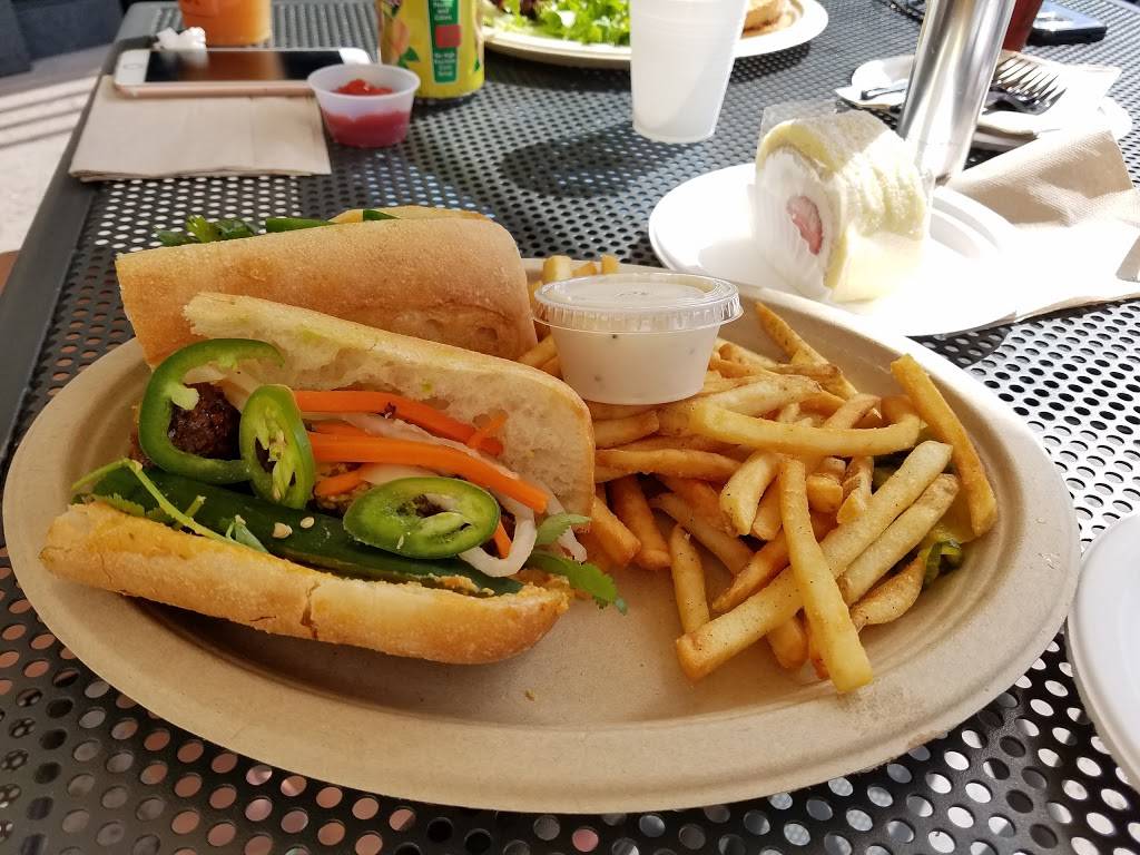 La Tour Cafe | restaurant | 820 W Hind Dr #1291, Honolulu, HI 96821, USA | 8083735174 OR +1 808-373-5174