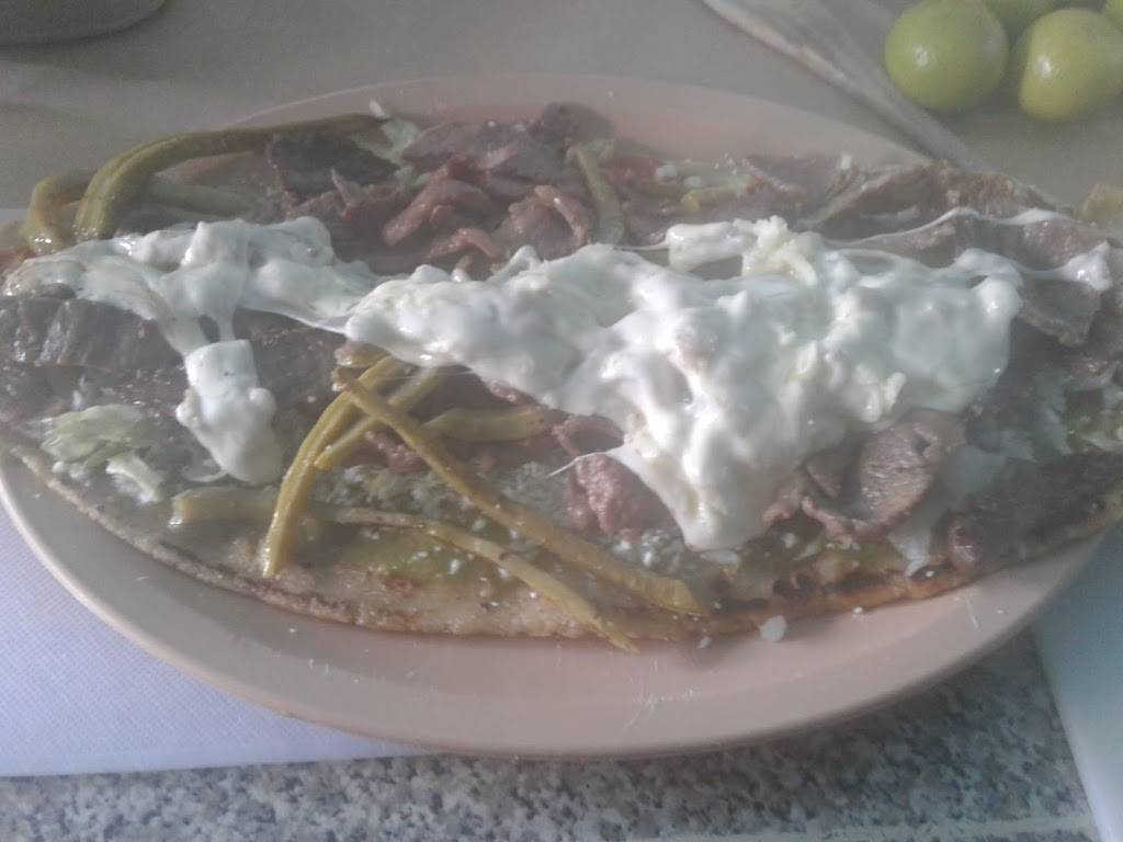 La China Poblana | restaurant | Blvd. el Refugio, Cañadas del Florido, 22245 Tijuana, B.C., Mexico | 0446641372792 OR +52 1 664 137 2792