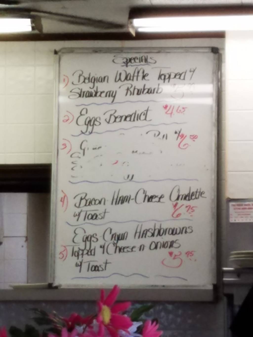 Sahrs Restaurant | restaurant | 9955 NY-16, Machias, NY 14101, USA | 7163539991 OR +1 716-353-9991