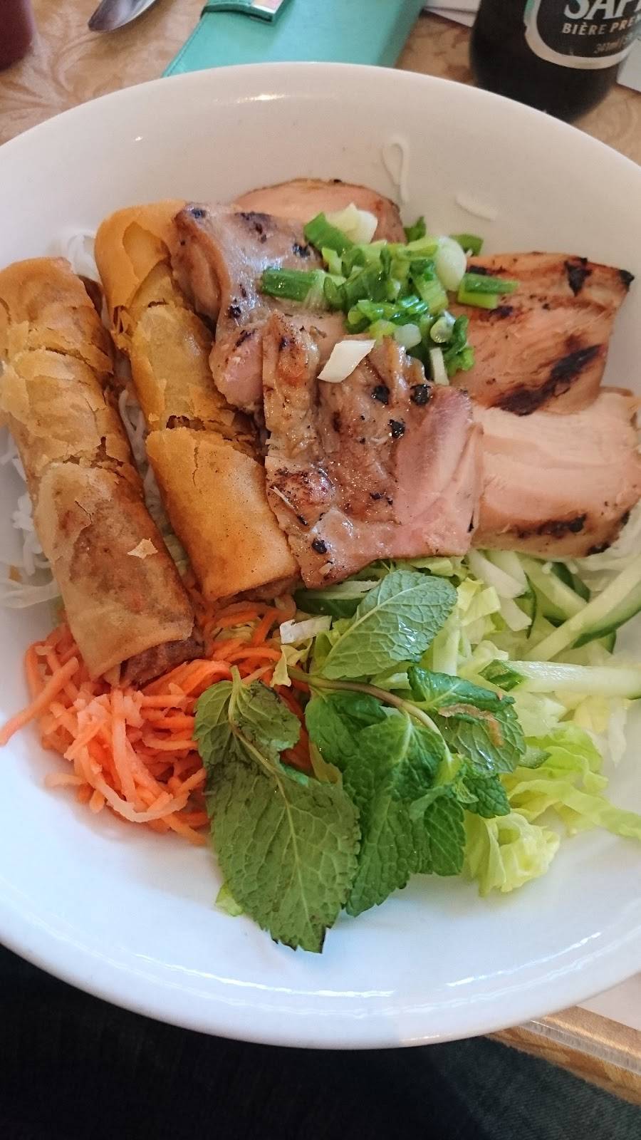 Phu-Yen Restaurant | restaurant | 700 March Rd, Kanata, ON K2K 2V9, Canada | 6135990006 OR +1 613-599-0006