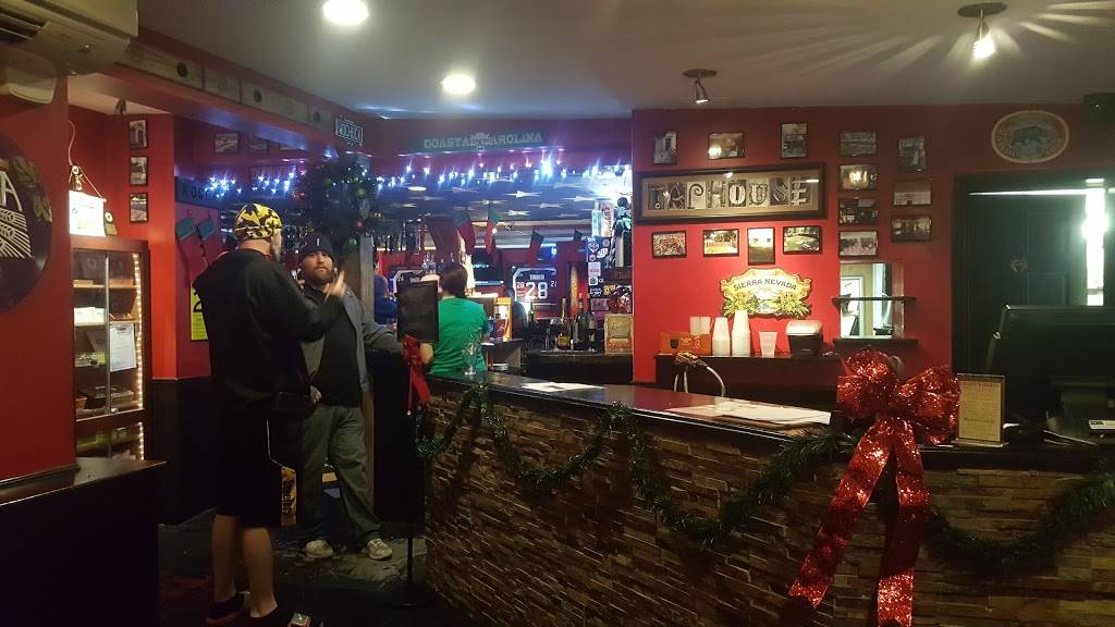 Severna Park Taphouse | restaurant | 58 W Earleigh Heights Rd, Severna Park, MD 21146, USA | 4107935759 OR +1 410-793-5759