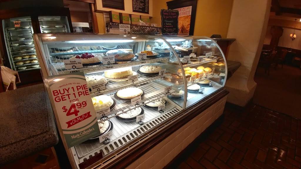 Marie Callenders Restaurant & Bakery | restaurant | 160 E Rincon St, Corona, CA 92879, USA | 9517354310 OR +1 951-735-4310