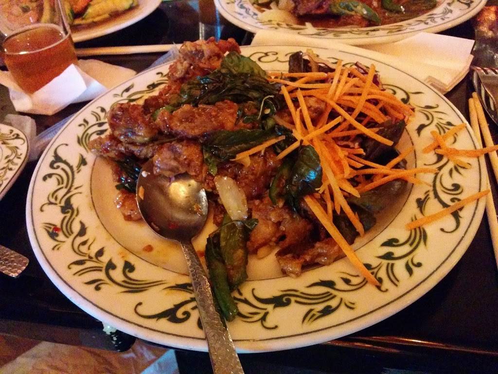 Neisha Thai Restaurant | meal delivery | 8027 Leesburg Pike #110, Vienna, VA 22182, USA | 7038833588 OR +1 703-883-3588