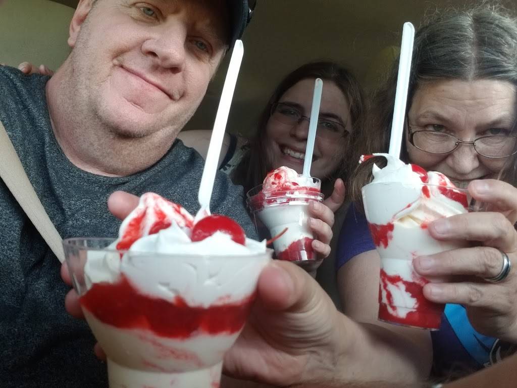 Sonic Drive-In | restaurant | 109 N. Loop #288, Denton, TX 76201, USA | 9404842904 OR +1 940-484-2904