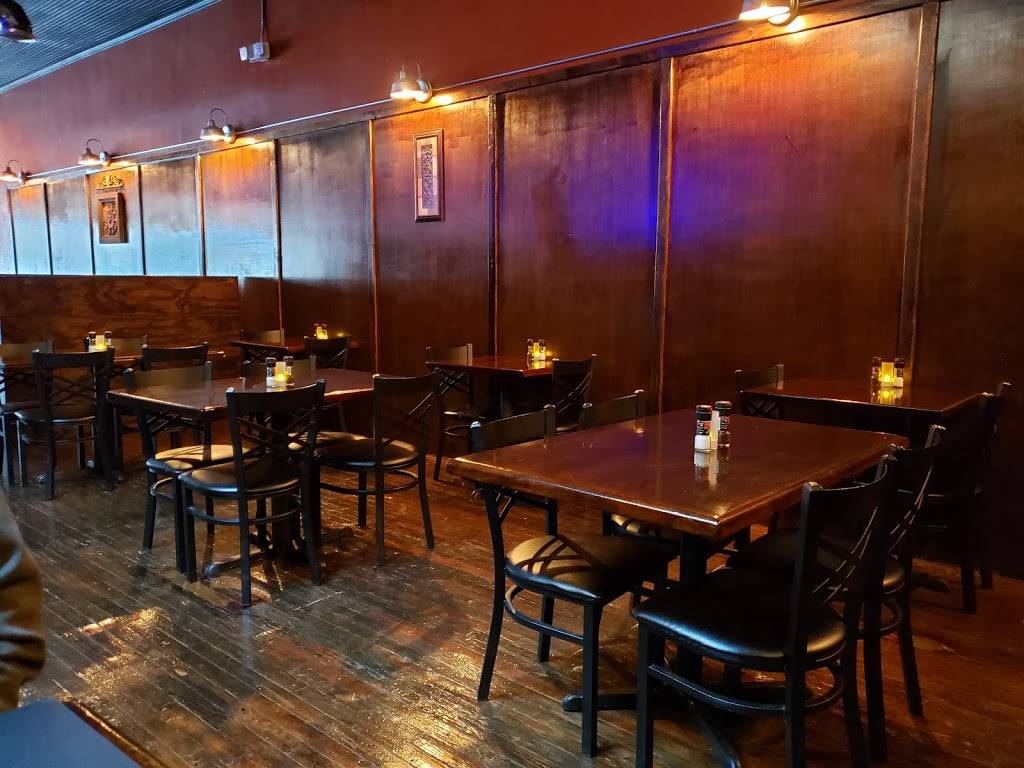 T-Rays Fire Grill | restaurant | 125 W Crogan St Suite A, Lawrenceville, GA 30046, USA | 7709107529 OR +1 770-910-7529