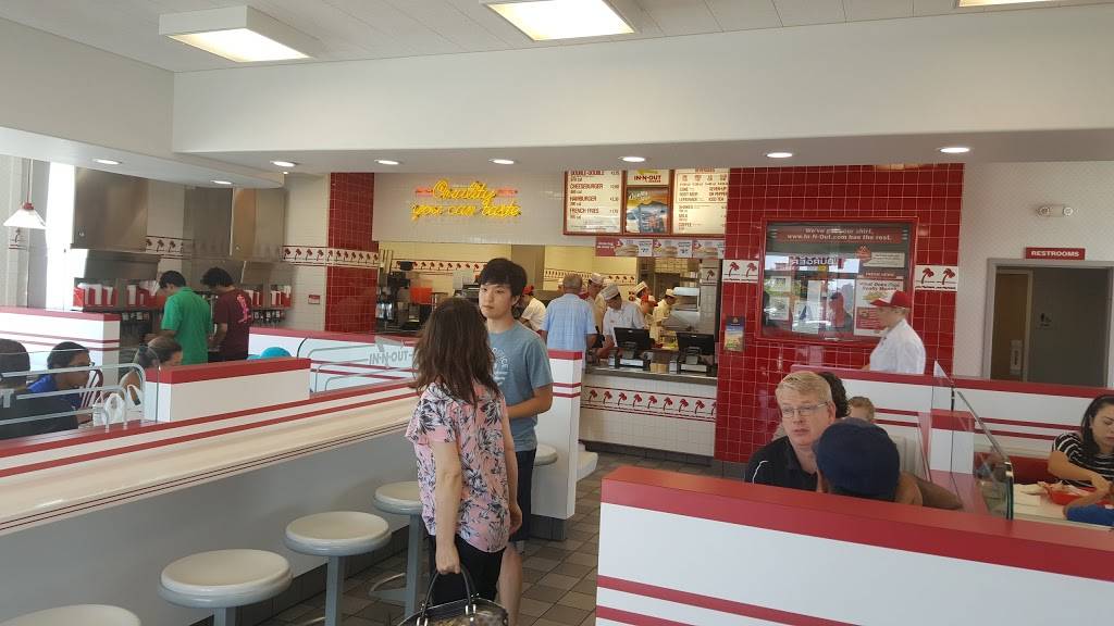 In-N-Out Burger | restaurant | 4375 Kearny Mesa Rd, San Diego, CA 92111, USA | 8007861000 OR +1 800-786-1000