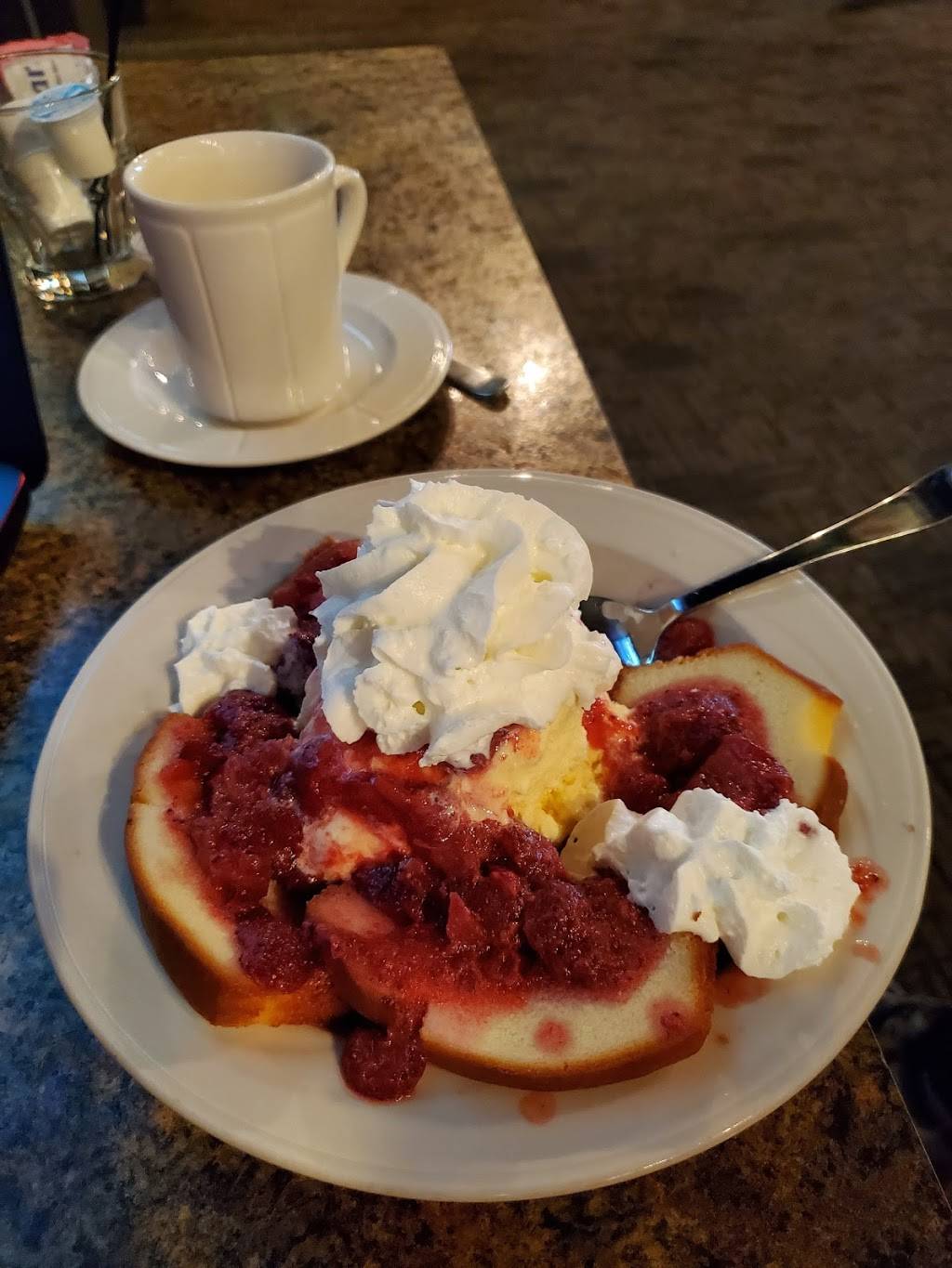 OverTyme Grill & Tap Room | restaurant | 4724 Dixie Hwy, Waterford Twp, MI 48329, USA | 2486744507 OR +1 248-674-4507