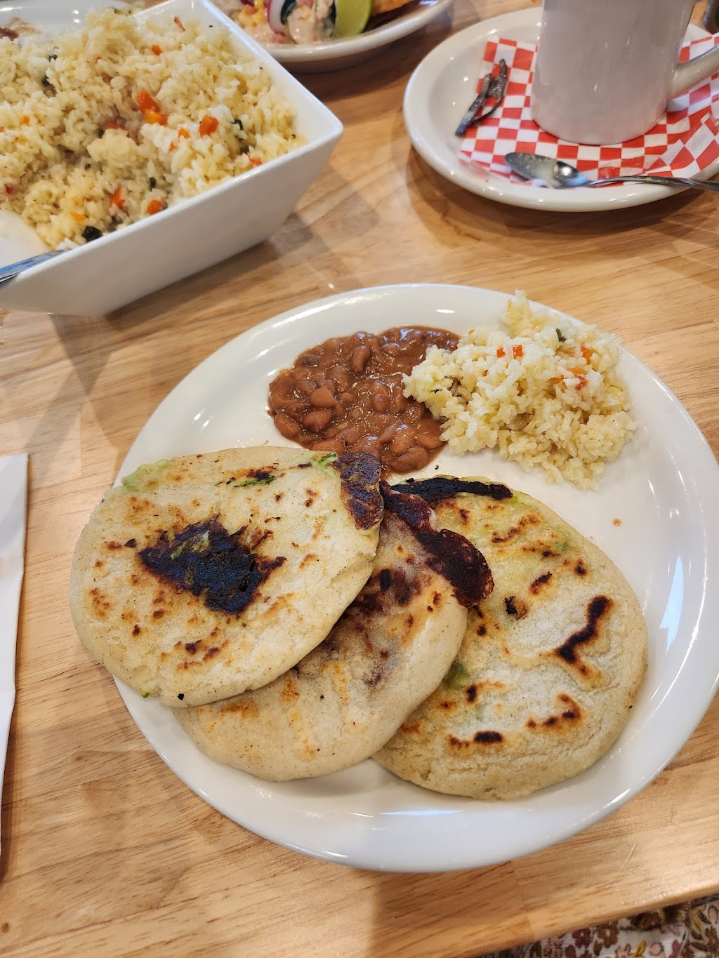 Loroco Grill (Lroco Grill) | restaurant | 699 Curtner Ave suite 140, San Jose, CA 95125, USA | 4086228004 OR +1 408-622-8004